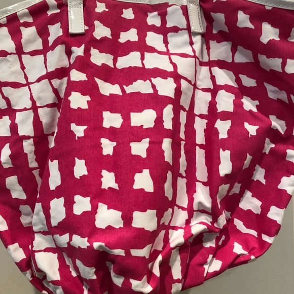 NWT Saks Fifth Ave Pink and White Bubble Bag - Picture 5 of 11